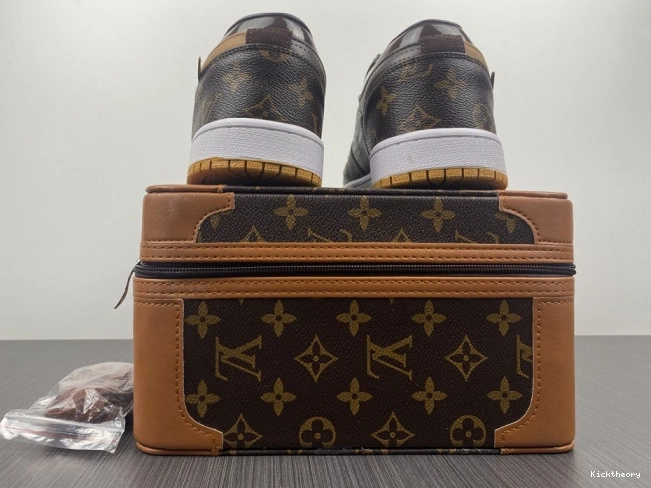 Kicktheory AJ1 Off-Louis OW Jordan x 1 LOW Air 0822